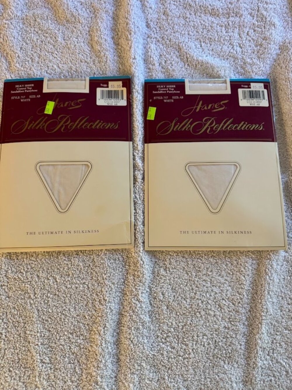 Hanes Silk Reflections Control Top Sandalfoot Pantyhose 717 Size AB Set of 2